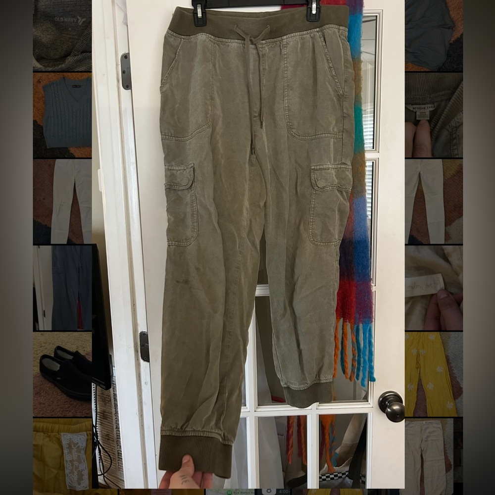 American Eagle joggers size L